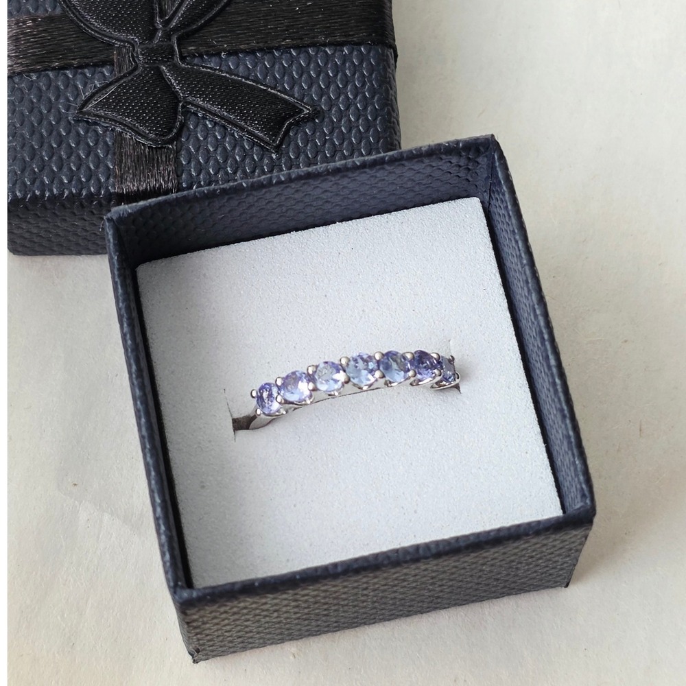 Tanzanite Sterling Silver 925 Band Ring Size 7.25 Blue Purple Gemstone Jewelry